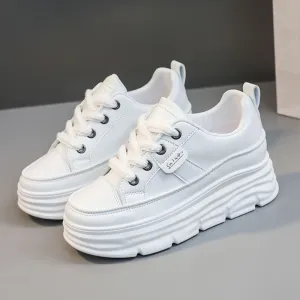 Lace Up Round Toe Platform Sneakers