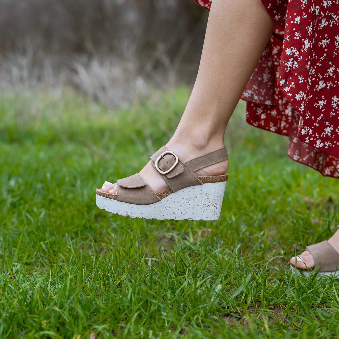 OTBT - PEASANT in GREIGE Wedge Sandals