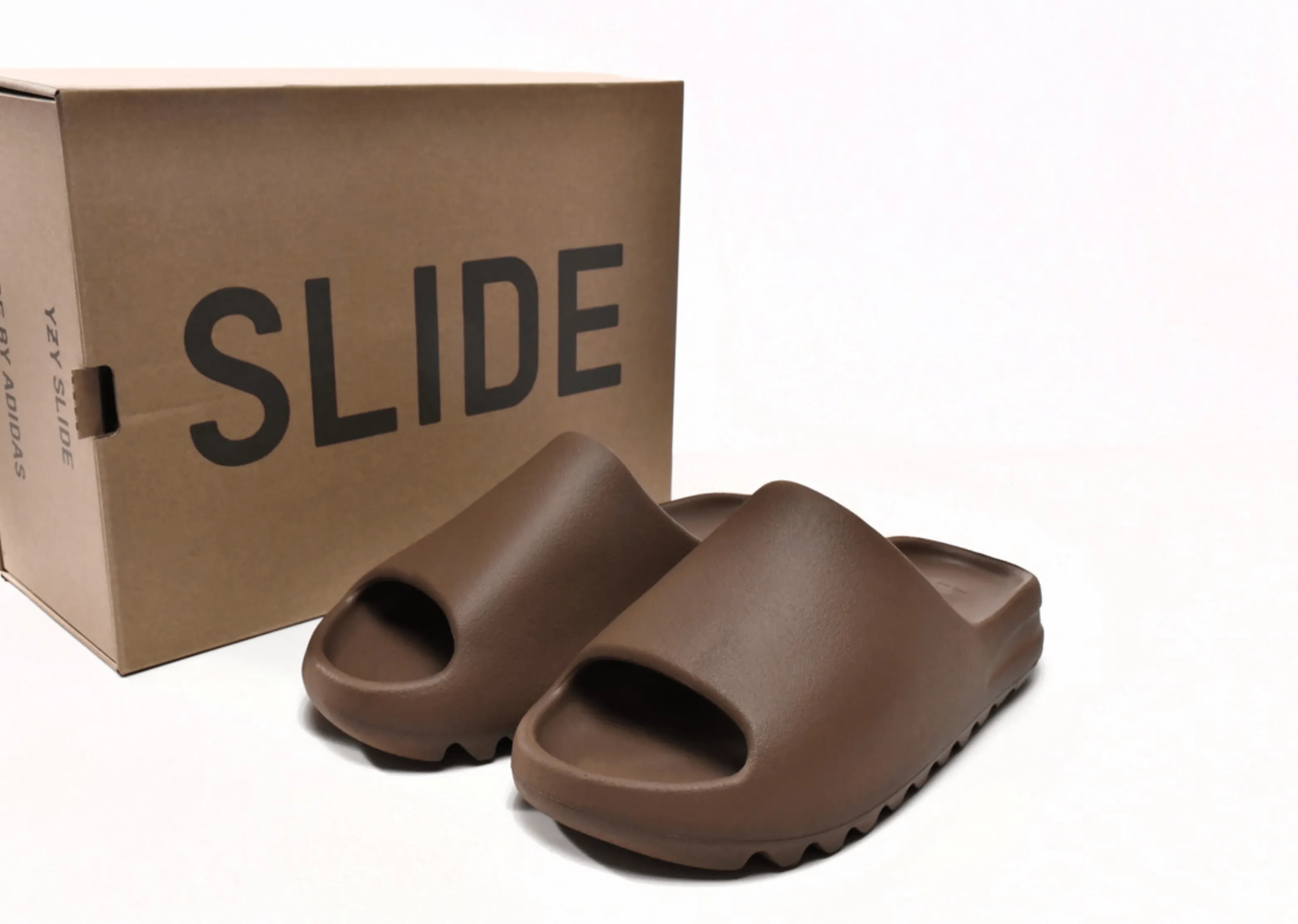 Yeezy Slide Flax